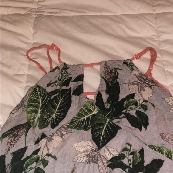 Floral Cage Back Dress - Picture 5 of 7